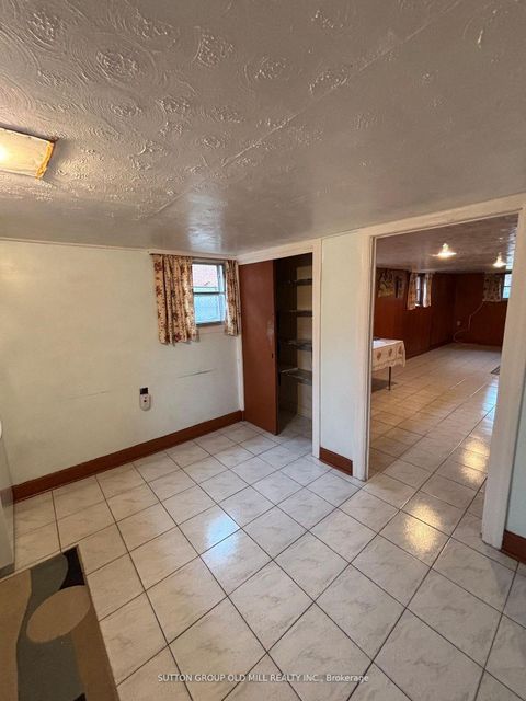 Photo 25 at 14 Ashmore Avenue, Queensway, Toronto