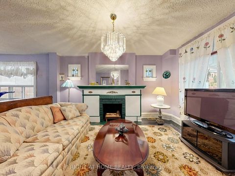 Photo 7 at 86 Caithness Avenue, Danforth, Toronto