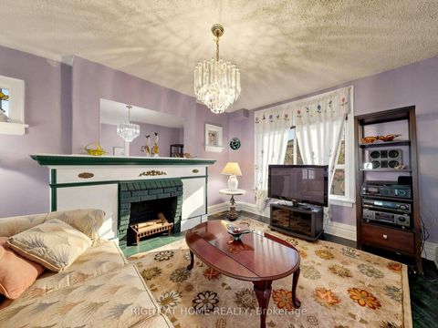 Photo 8 at 86 Caithness Avenue, Danforth, Toronto