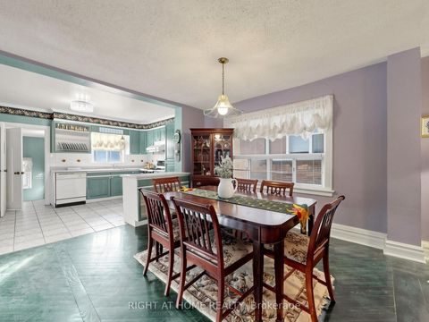 Photo 9 at 86 Caithness Avenue, Danforth, Toronto