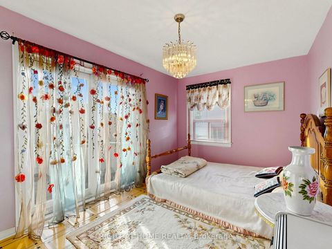 Photo 18 at 86 Caithness Avenue, Danforth, Toronto