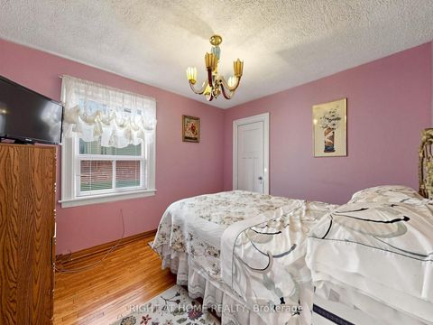 Photo 22 at 86 Caithness Avenue, Danforth, Toronto