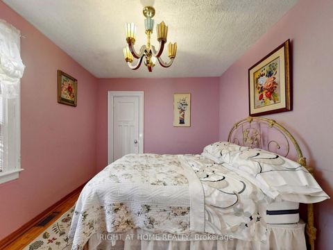 Photo 23 at 86 Caithness Avenue, Danforth, Toronto