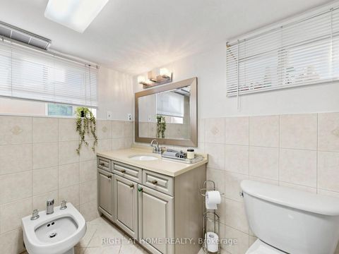 Photo 31 at 86 Caithness Avenue, Danforth, Toronto