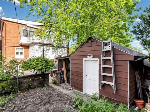 Photo 36 at 86 Caithness Avenue, Danforth, Toronto