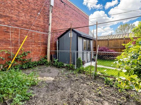 Photo 39 at 86 Caithness Avenue, Danforth, Toronto
