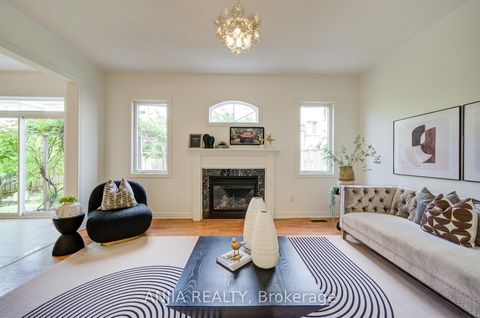 Photo 5 at 4 Willow Street, Wismer, Markham