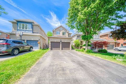 Photo 1 at 129 Fadine Road, Summerhill Estates, Newmarket