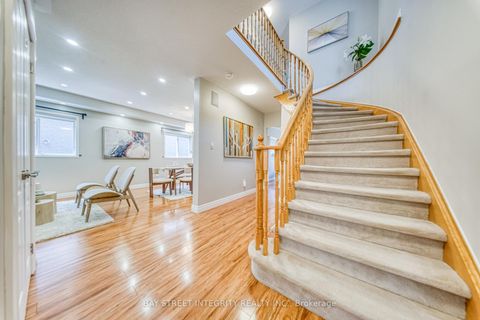 Photo 3 at 129 Fadine Road, Summerhill Estates, Newmarket