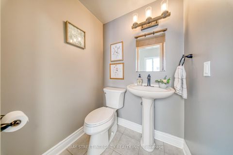 Photo 17 at 129 Fadine Road, Summerhill Estates, Newmarket