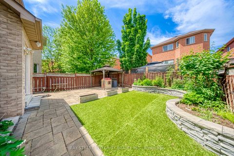 Photo 33 at 129 Fadine Road, Summerhill Estates, Newmarket