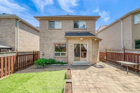 Photo 34 at 129 Fadine Road, Summerhill Estates, Newmarket