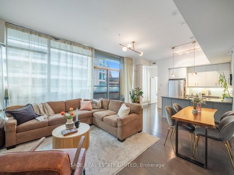 Photo 3 at 608 - 21 Scollard Street, Annex, Toronto