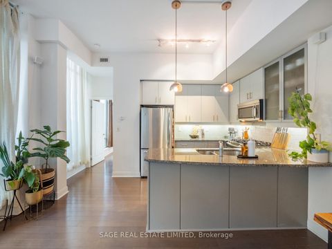 Photo 6 at 608 - 21 Scollard Street, Annex, Toronto