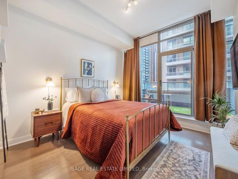 Photo 13 at 608 - 21 Scollard Street, Annex, Toronto