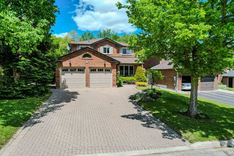 Photo 2 at 42 Lanewood Drive, Hills of St Andrew, Aurora