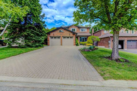 Photo 3 at 42 Lanewood Drive, Hills of St Andrew, Aurora