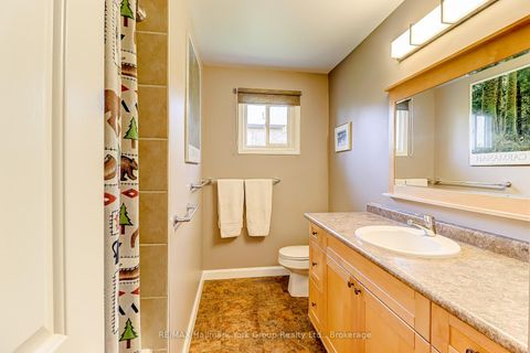 Photo 42 at 42 Lanewood Drive, Hills of St Andrew, Aurora