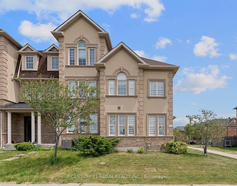 Photo 1 at 10717 Woodbine Avenue, Cathedraltown, Markham