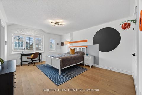 Photo 33 at 1 Heritage Estates Road, Patterson, Vaughan