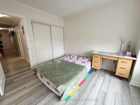 Photo 5 at 702 - 2088 Lawrence Avenue W, Weston, Toronto