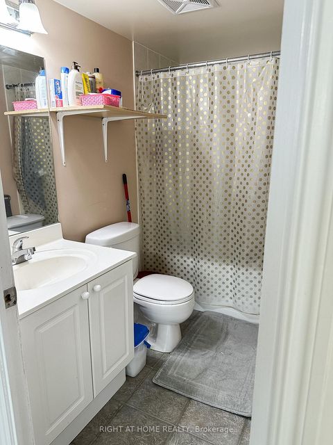 Photo 15 at 702 - 2088 Lawrence Avenue W, Weston, Toronto
