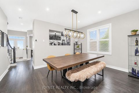 Photo 13 at 36 Newbridge Avenue N, Oak Ridges, Richmond Hill