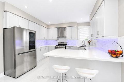 Photo 18 at 36 Newbridge Avenue N, Oak Ridges, Richmond Hill