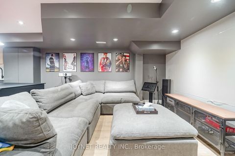Photo 31 at 36 Newbridge Avenue N, Oak Ridges, Richmond Hill