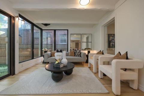 Photo 9 at 81 Yorkview Drive, Willowdale West, Toronto