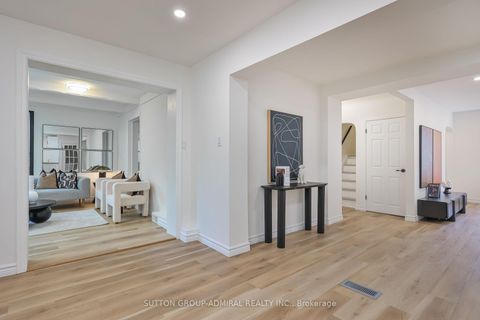 Photo 13 at 81 Yorkview Drive, Willowdale West, Toronto