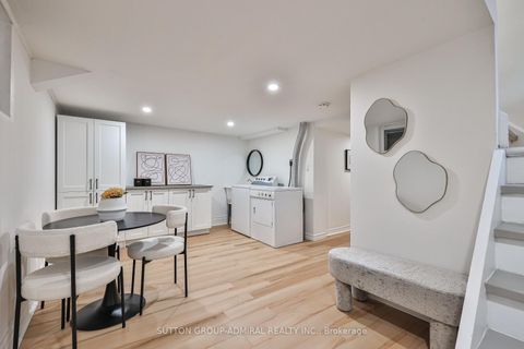 Photo 30 at 81 Yorkview Drive, Willowdale West, Toronto