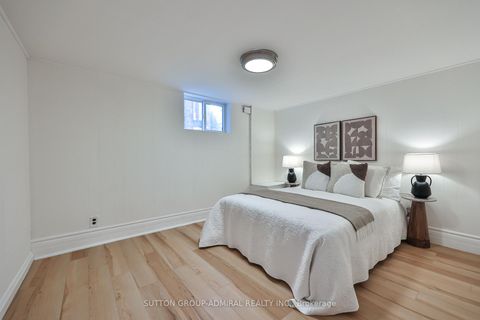 Photo 47 at 81 Yorkview Drive, Willowdale West, Toronto