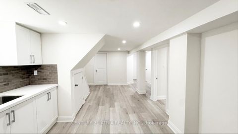 Photo 6 at 115 Ellington Drive, Maryvale, Toronto