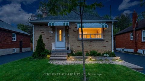 Photo 10 at 115 Ellington Drive, Maryvale, Toronto