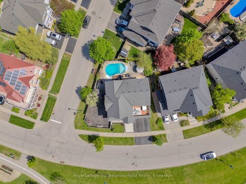 Photo 2 at 977 Audley Road S, South East, Ajax