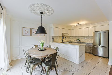 Photo 11 at 996 Oaktree Crescent, Summerhill Estates, Newmarket