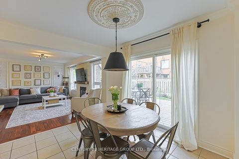Photo 12 at 996 Oaktree Crescent, Summerhill Estates, Newmarket