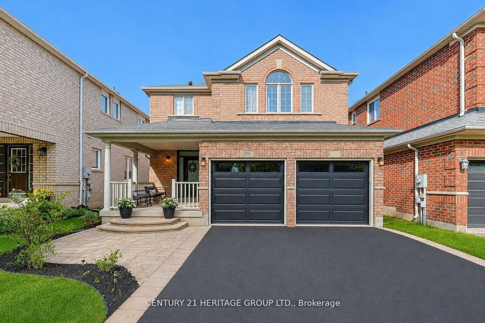 996 Oaktree Crescent, Summerhill Estates, Newmarket 