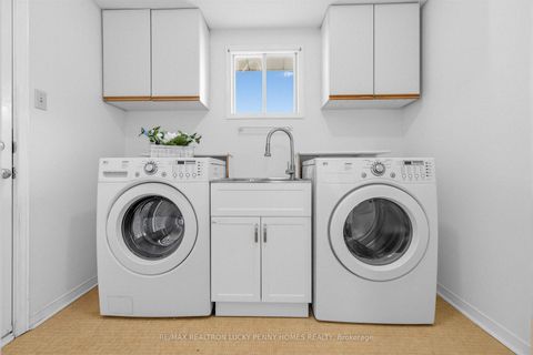 Photo 6 at 19 Norwich Drive, Raymerville, Markham