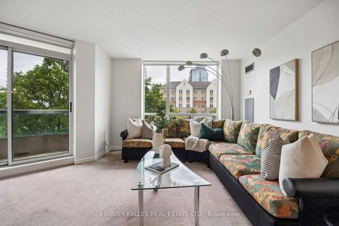Photo 8 at 302 - 745 New Westminster Drive, Brownridge, Vaughan