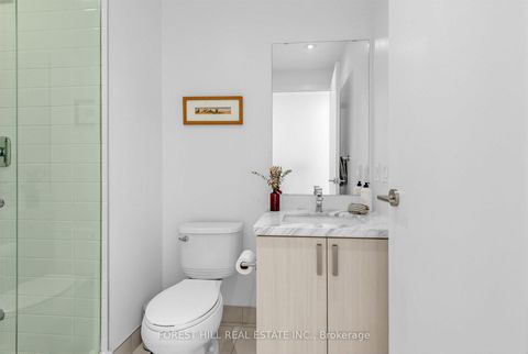 Photo 10 at 326 - 501 St Clair Avenue W, Casa Loma, Toronto