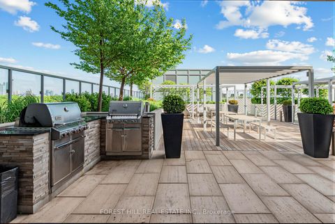 Photo 32 at 326 - 501 St Clair Avenue W, Casa Loma, Toronto