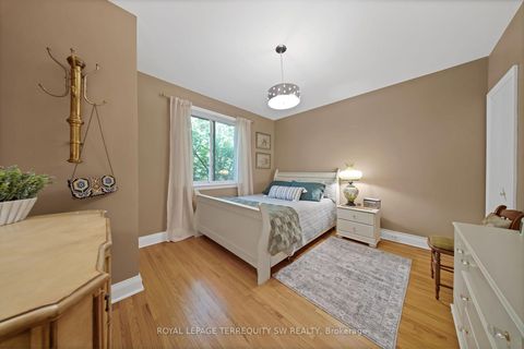 Photo 19 at 100 Harding Boulevard, Cliffside, Toronto