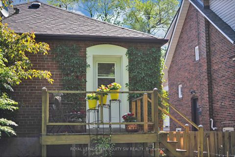 Photo 33 at 100 Harding Boulevard, Cliffside, Toronto