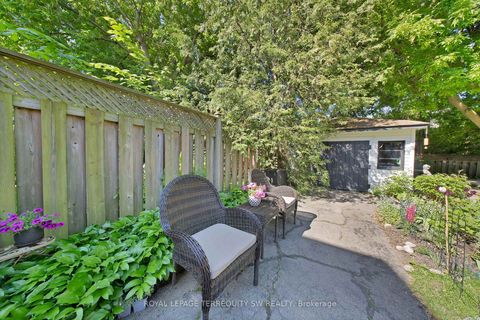 Photo 36 at 100 Harding Boulevard, Cliffside, Toronto