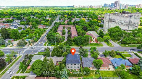Photo 3 at 2652 Victoria Park Avenue, Pleasant View, Toronto