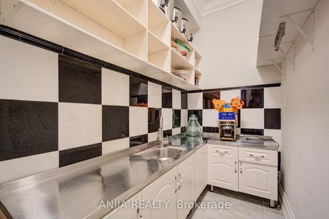 Photo 11 at 2652 Victoria Park Avenue, Pleasant View, Toronto
