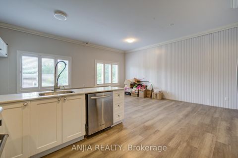 Photo 18 at 2652 Victoria Park Avenue, Pleasant View, Toronto