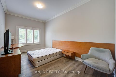 Photo 22 at 2652 Victoria Park Avenue, Pleasant View, Toronto